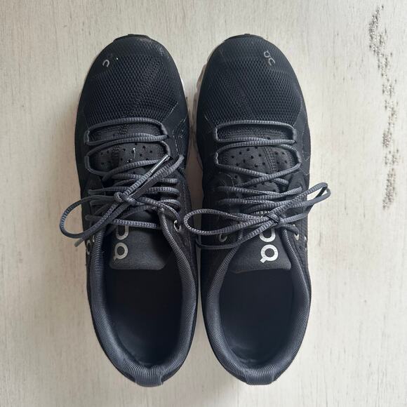 On Cloud Women's On Cloud 5 Running Shoe Black and White - Picture 2 of 8